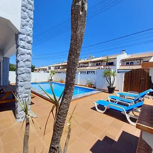 Villa Casa Madeira, Burgau